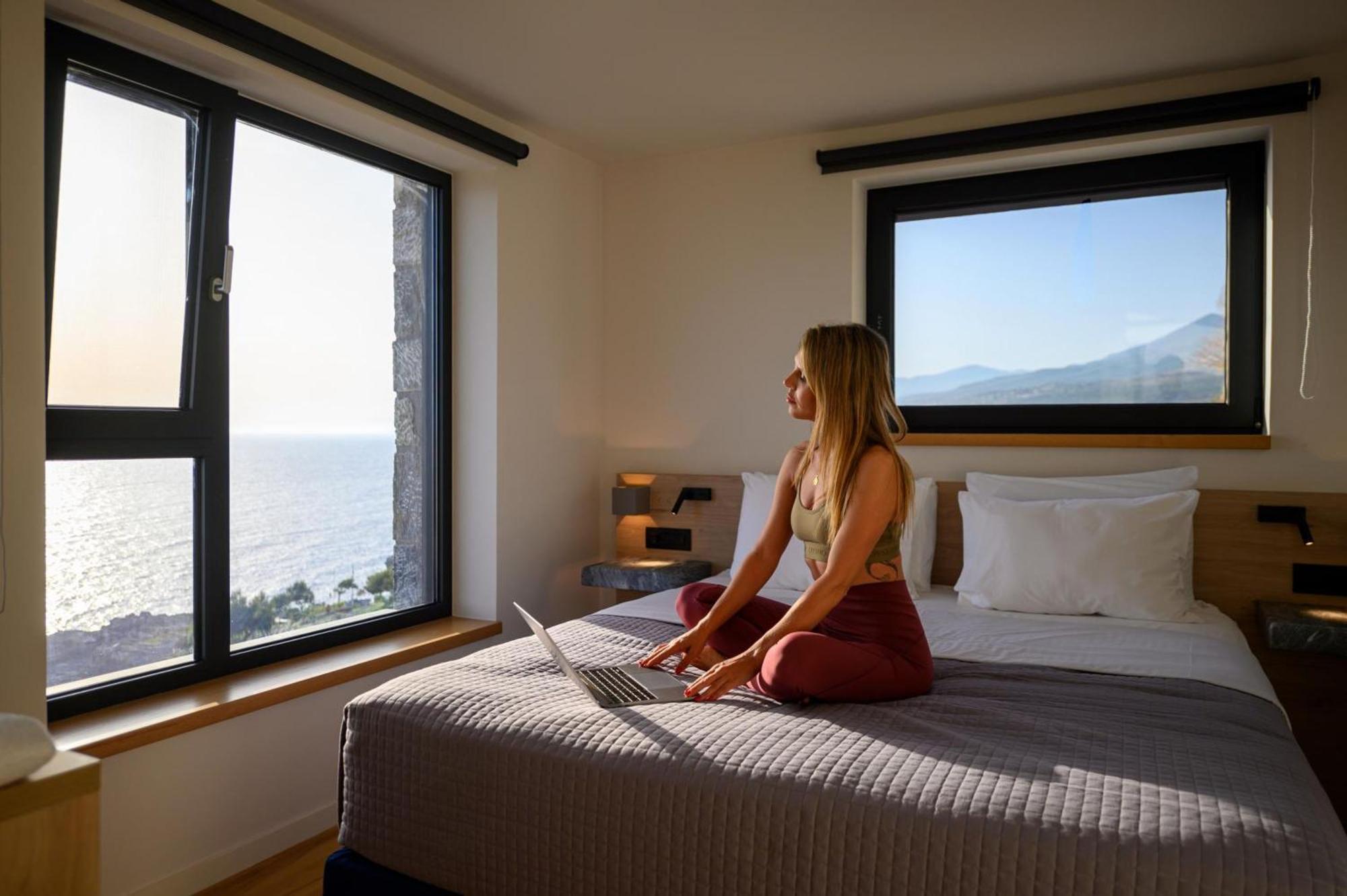Mani Suites Agios Nikolaos  Exterior photo
