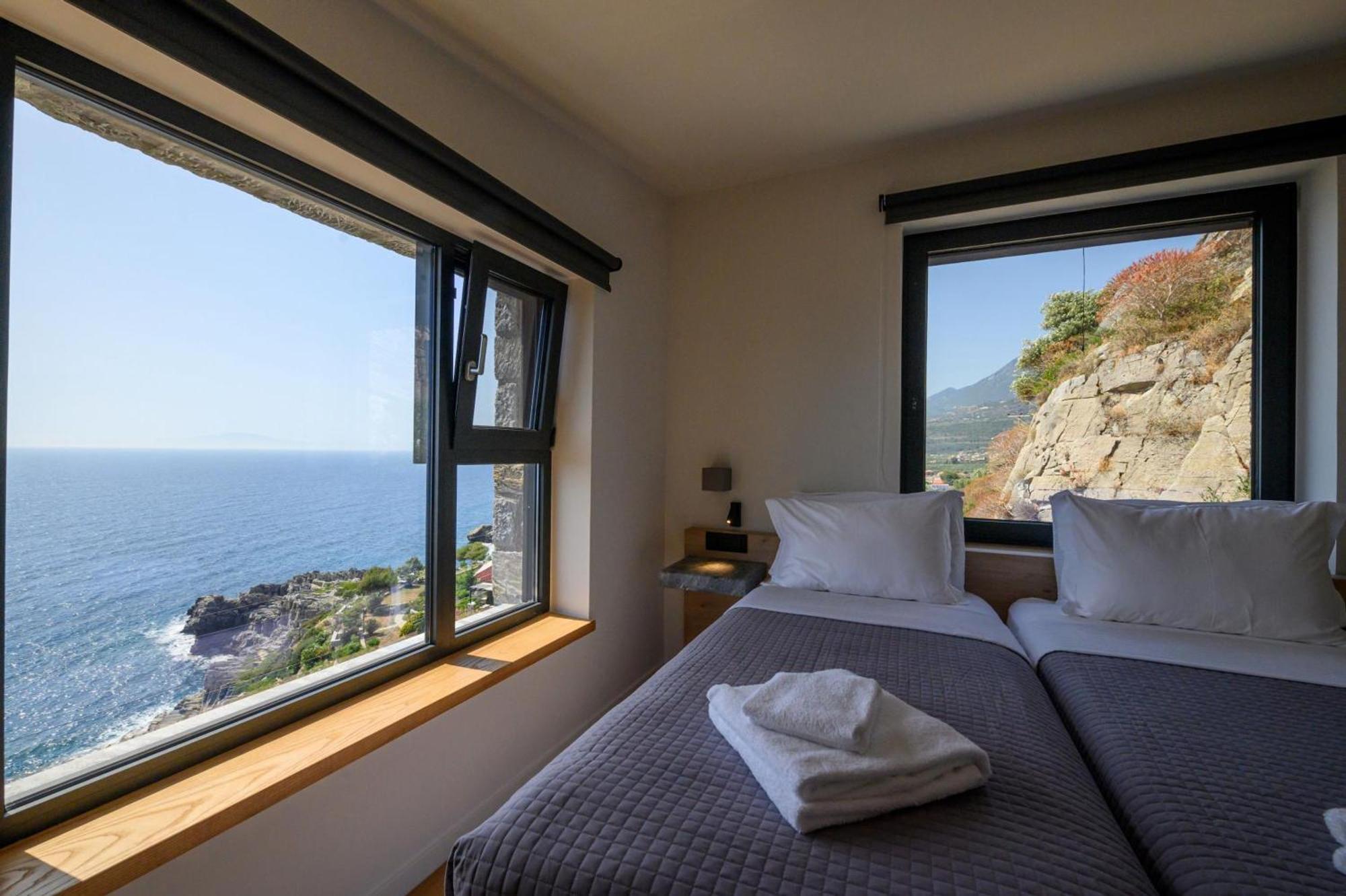 Mani Suites Agios Nikolaos  Exterior photo