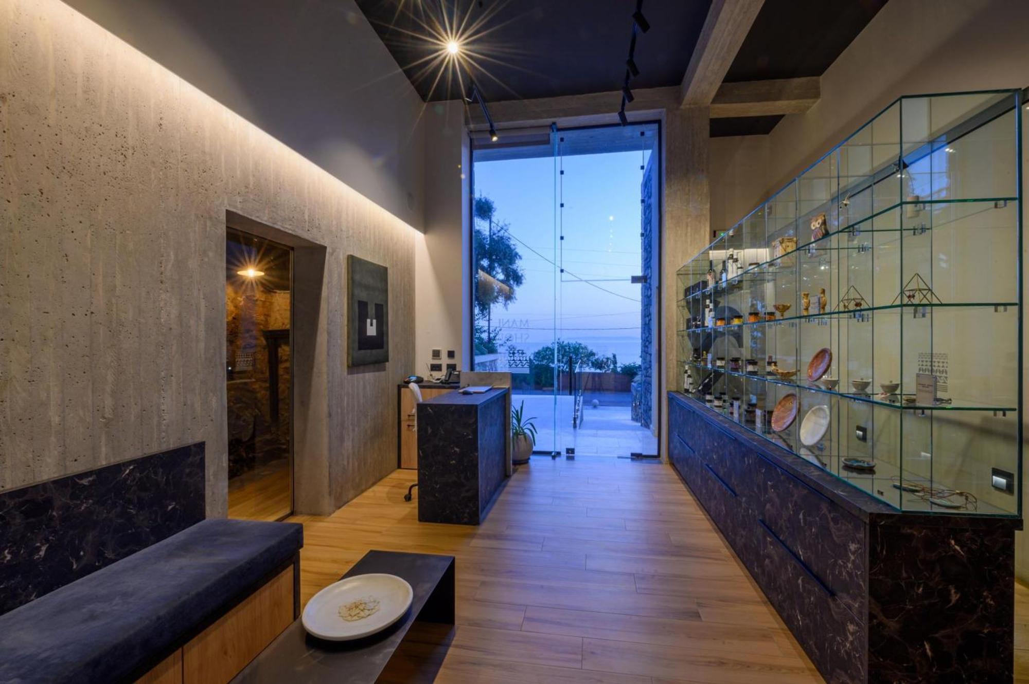 Mani Suites Agios Nikolaos  Exterior photo