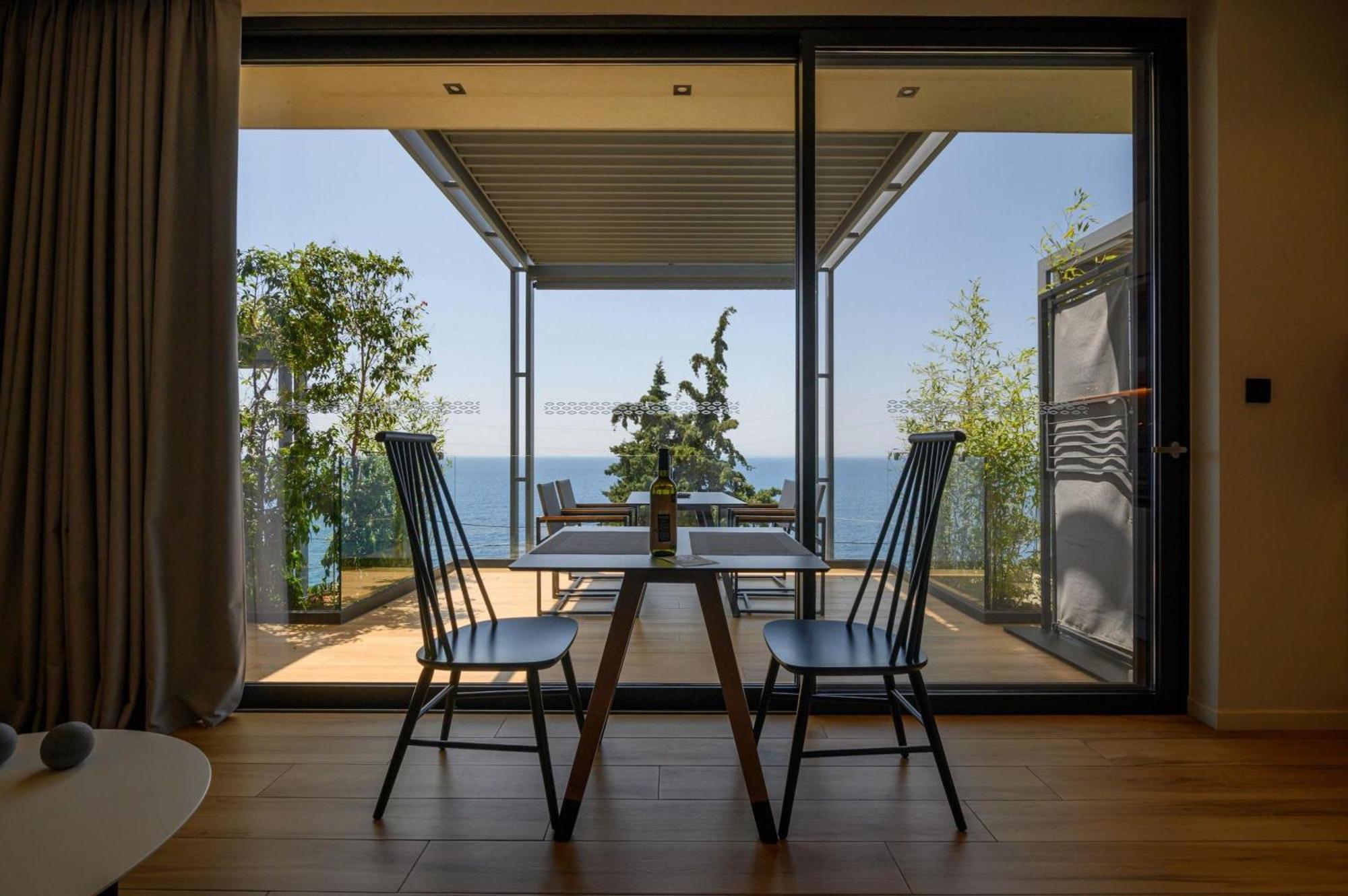 Mani Suites Agios Nikolaos  Exterior photo