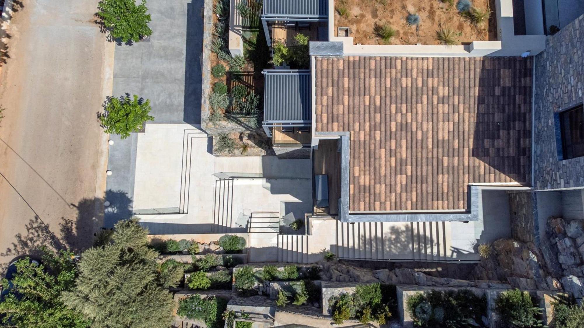Mani Suites Agios Nikolaos  Exterior photo