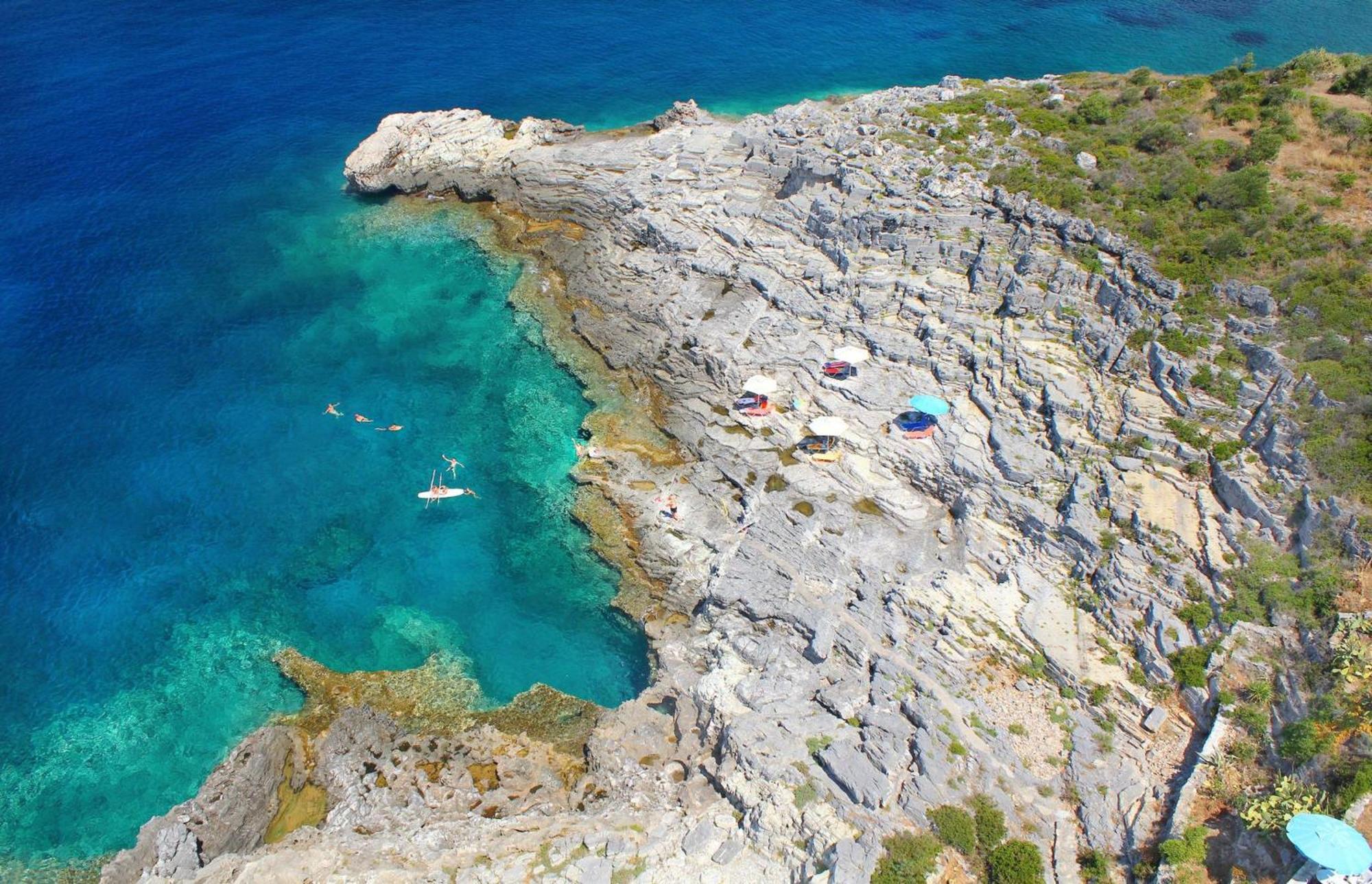 Mani Suites Agios Nikolaos  Exterior photo